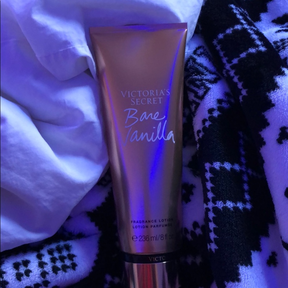 bare vanilla lotion victoria secret